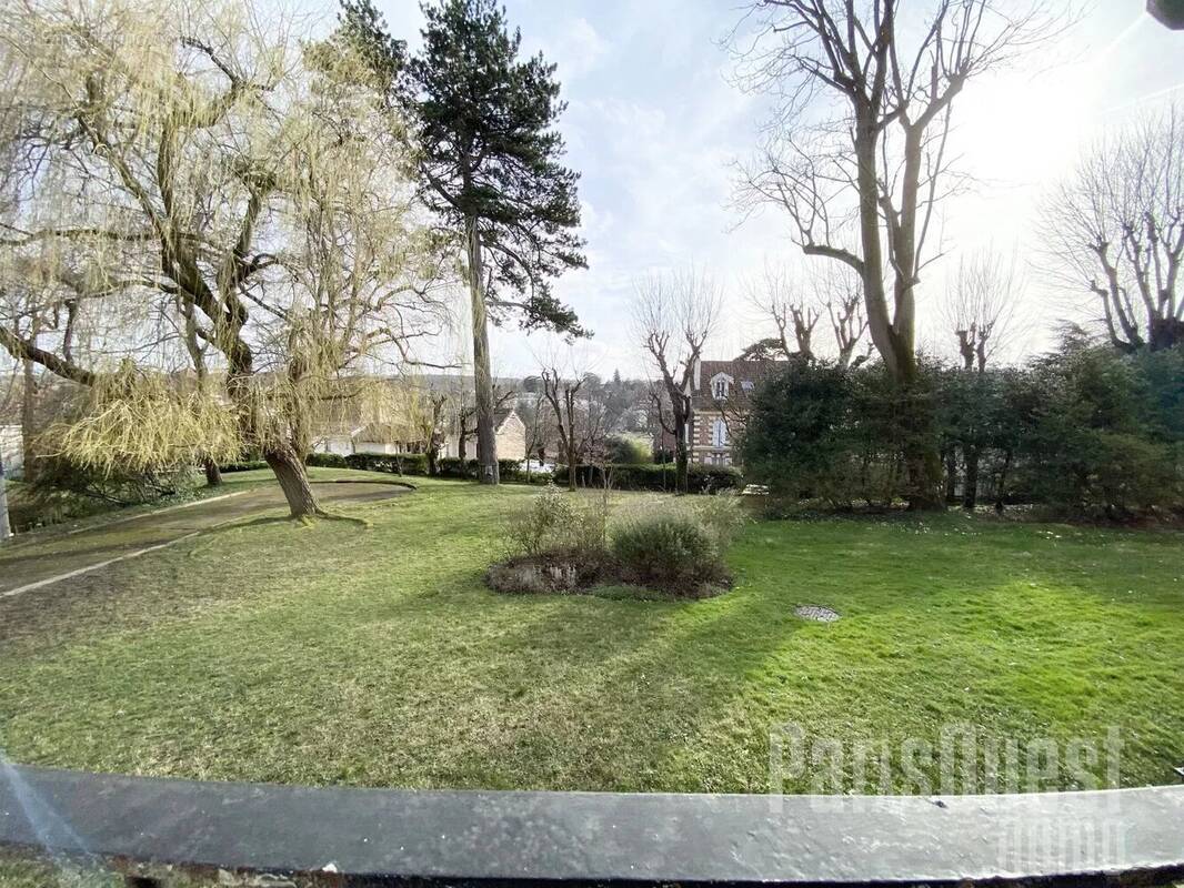 Appartement à VILLE-D'AVRAY