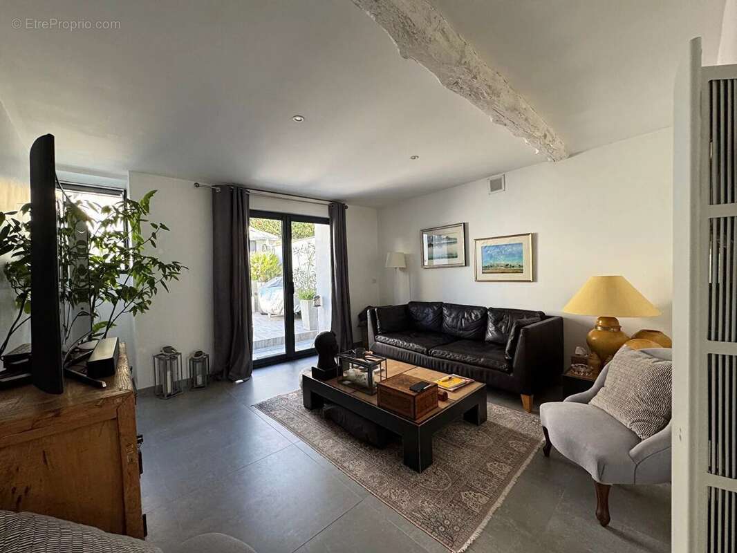 Maison à SAINT-NOM-LA-BRETECHE