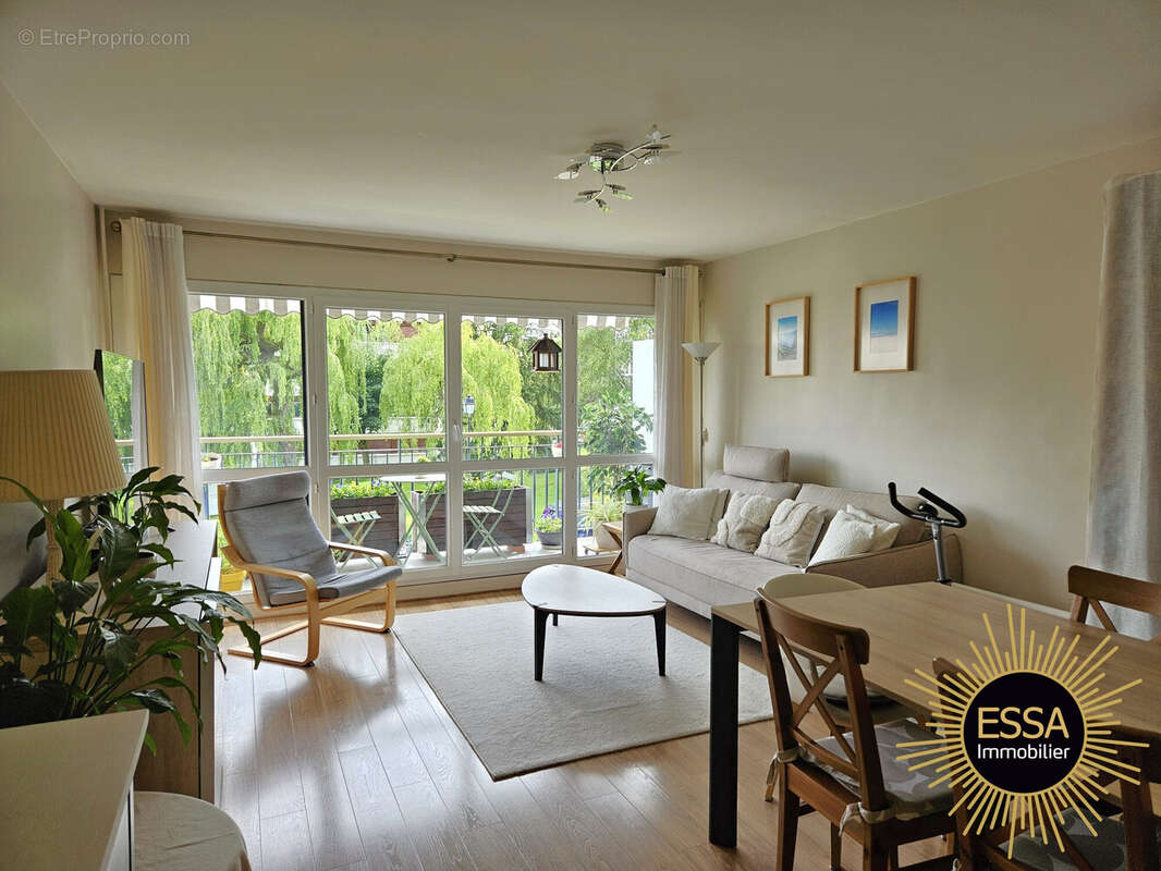 Appartement à NOISY-LE-ROI