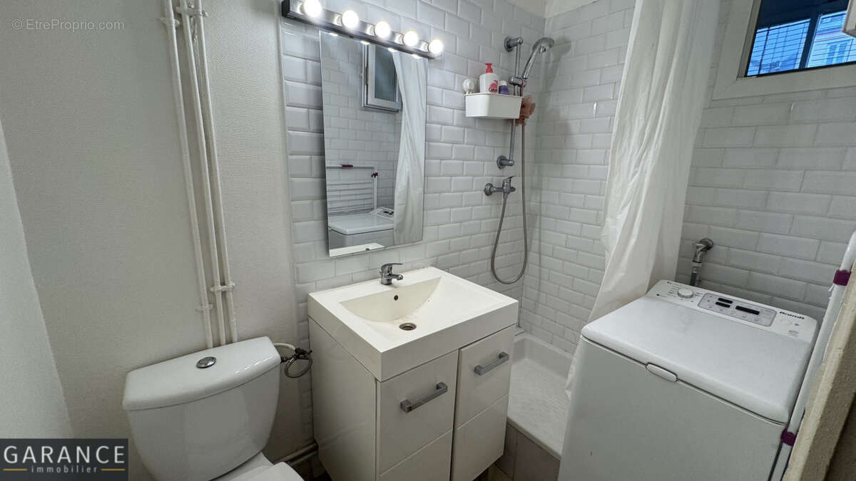 Appartement à PARIS-11E