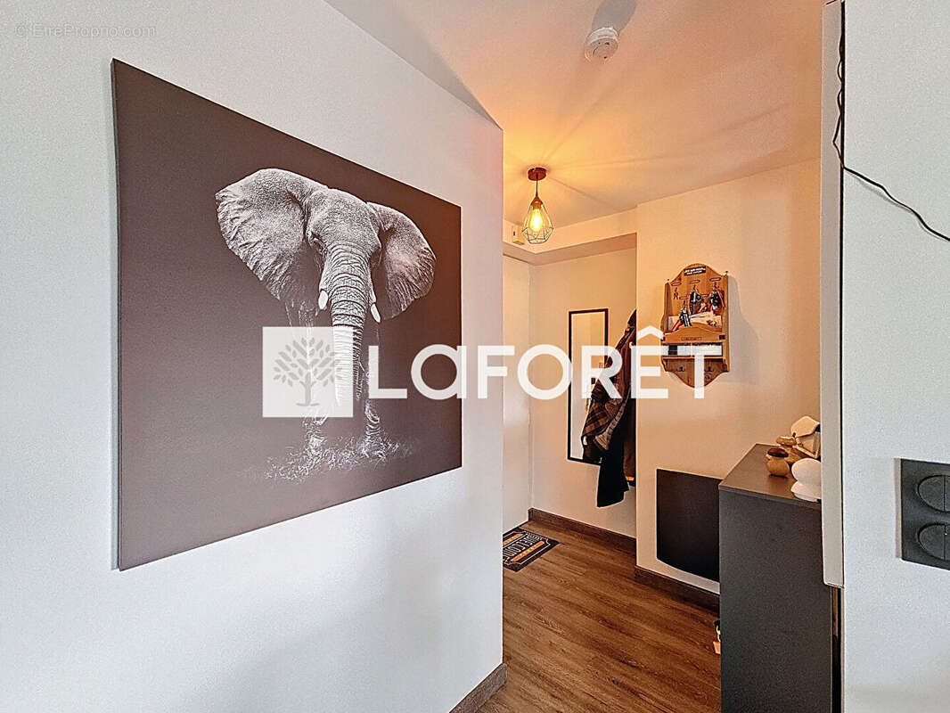 Appartement à MOISSY-CRAMAYEL