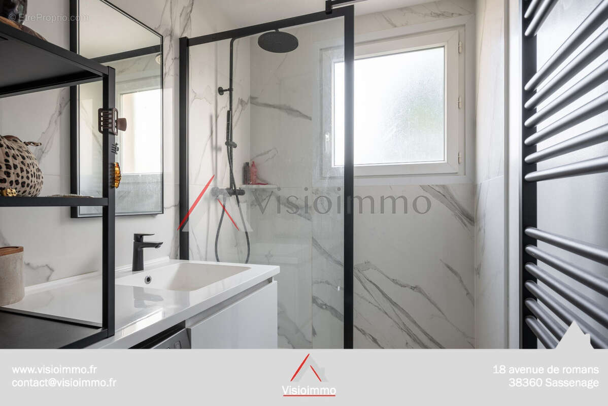 Appartement à SASSENAGE
