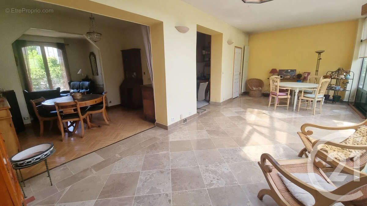 Maison 138 m² à Champigny-Sur-Marne  - photo 16
