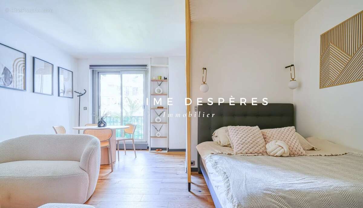 Appartement à NEUILLY-SUR-SEINE