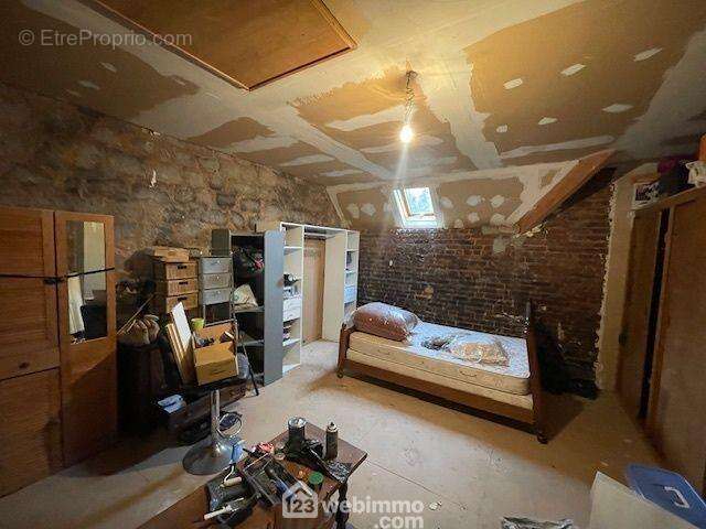 Maison à CUISE-LA-MOTTE