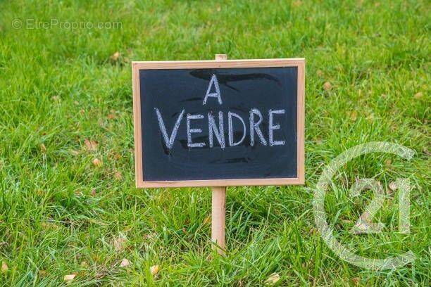 Terrain à SAINTE-FOY