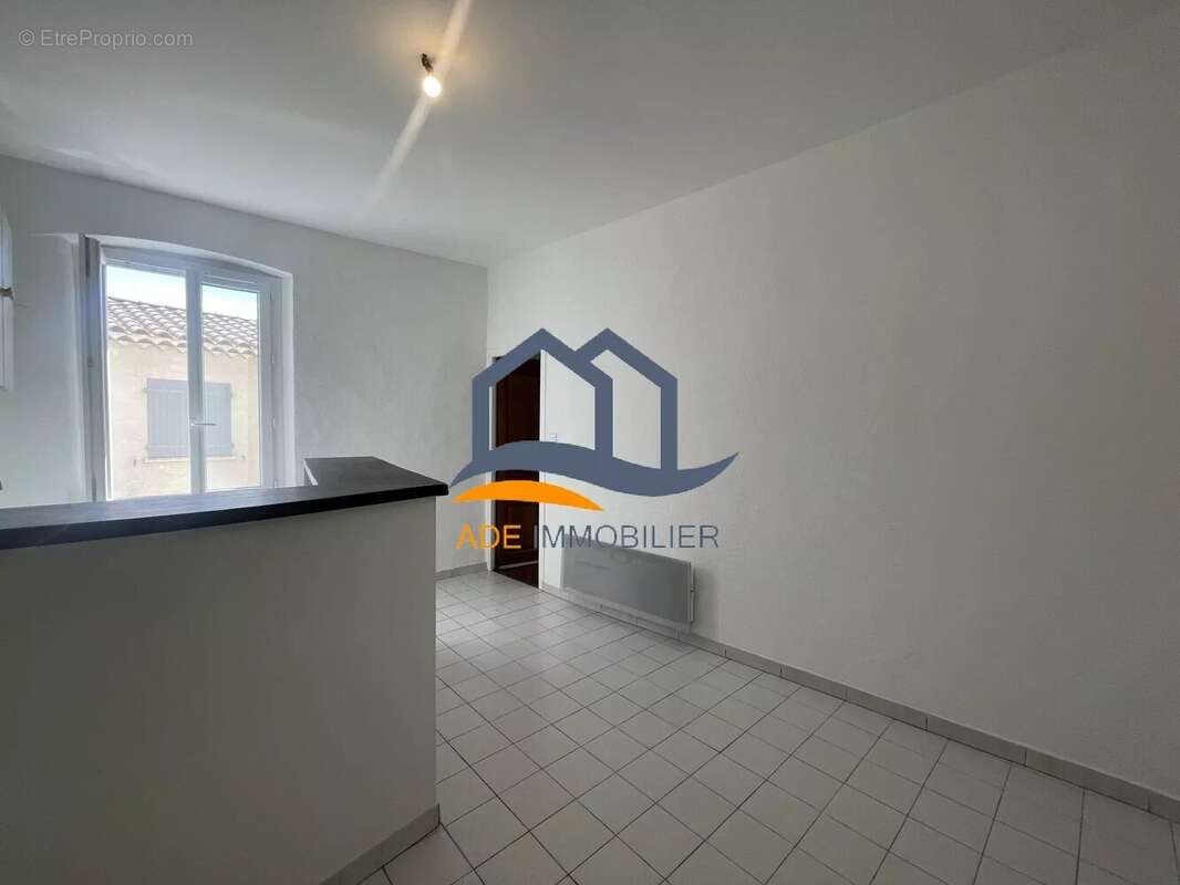 Appartement à EGUILLES