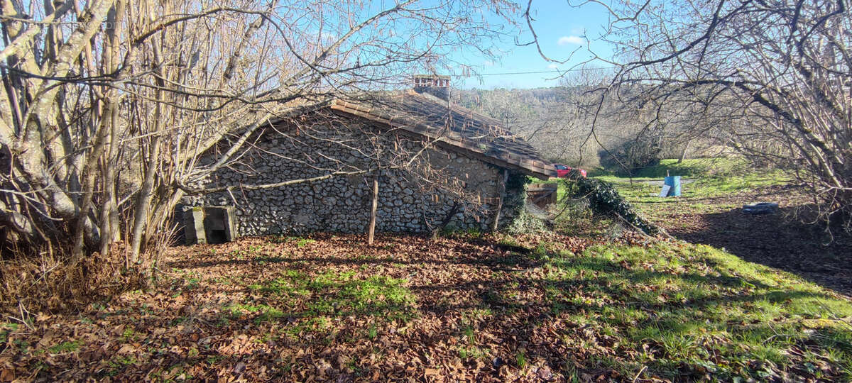 Autre à SAINT-LEON-SUR-L'ISLE