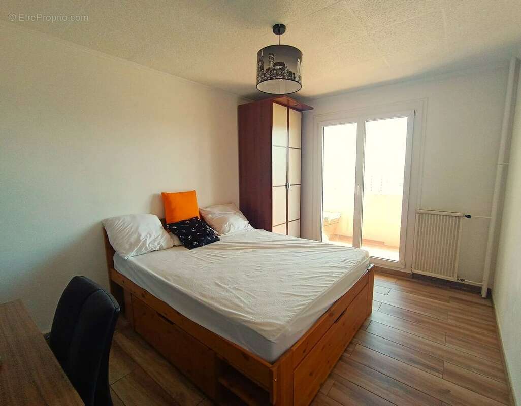 Bel appartement de 93m² avec 2 balcons proche du Mourillon - photo 3