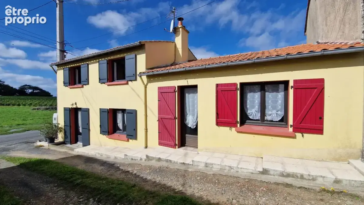 Maison à SAINT-JULIEN-DE-CONCELLES