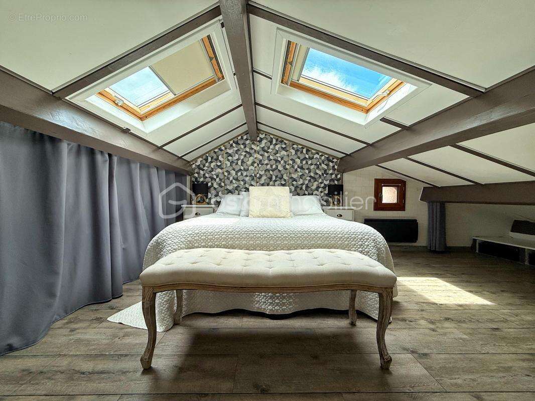 Maison de caractère r+2 – 140 m² – 7 pièces – t3 indépendant – charme & rentabilité - photo 18