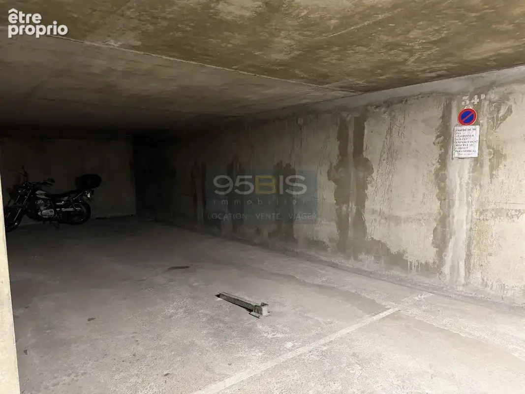 Lyon 7e   jean macé  local de 61 m2   cave d’environ 50 m2   4 stationnements en sous sol fermés - photo 13