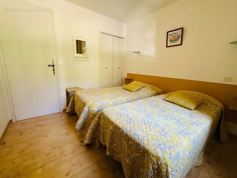 Appartement à GREOUX-LES-BAINS