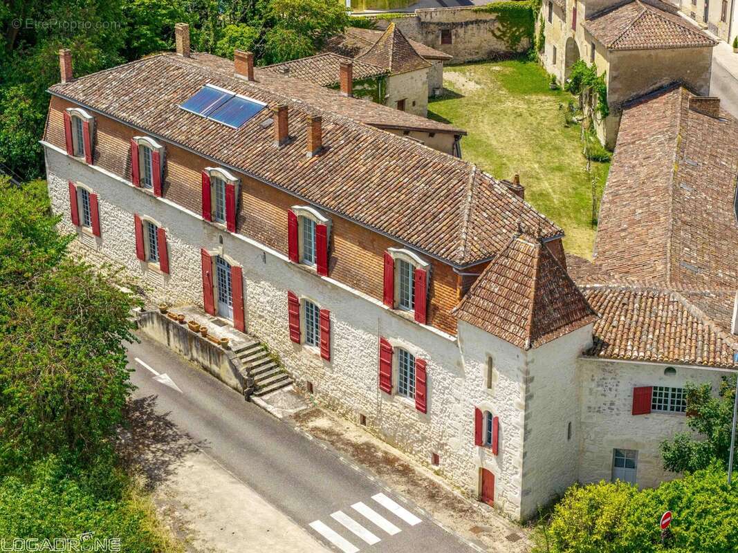 Maison à CASTELJALOUX
