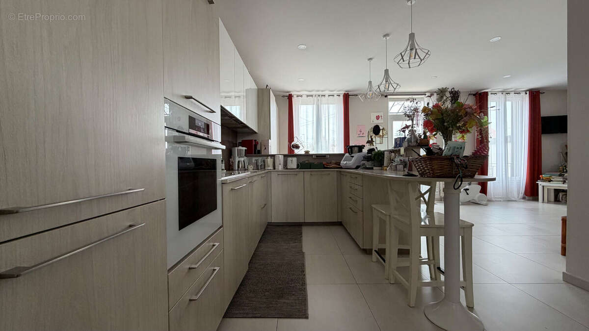 Maison à LIVRY-GARGAN