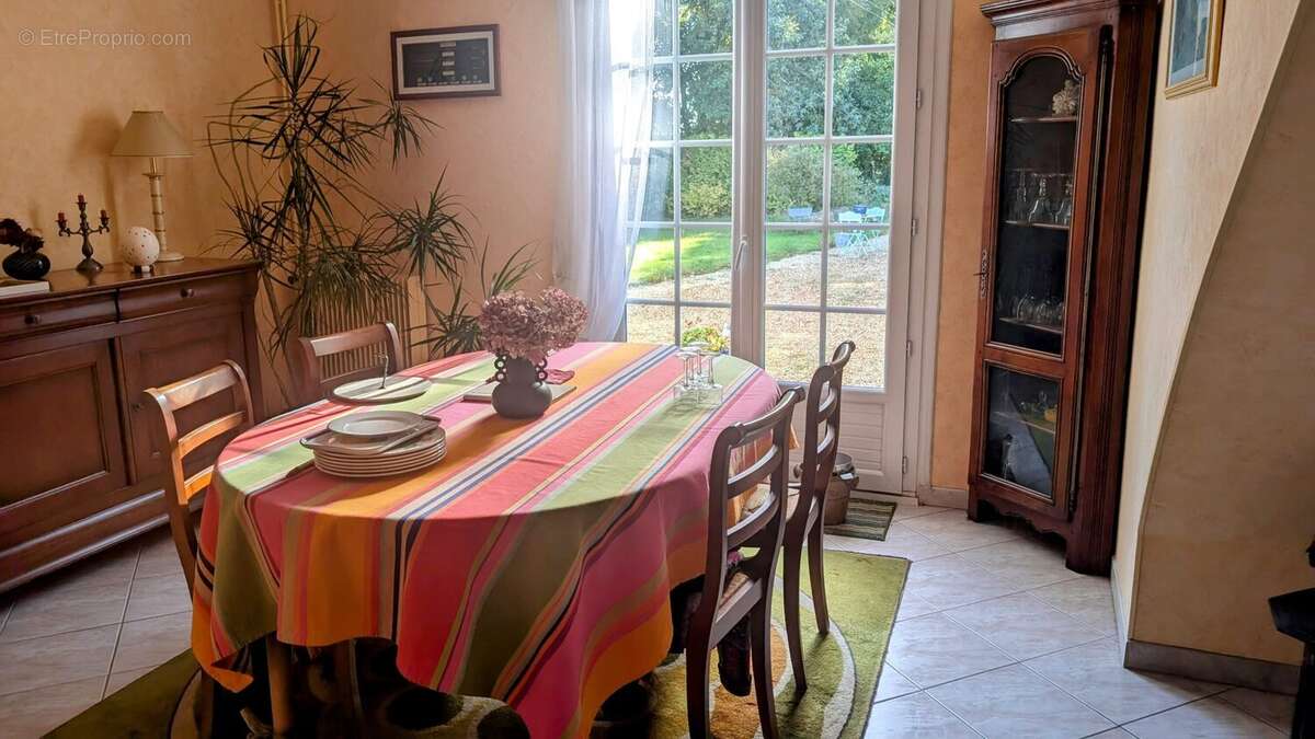 Maison à SAINT-MARTIN-DU-FOUILLOUX