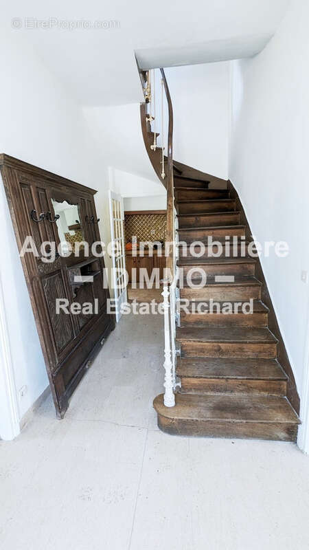 Maison Bourgeoise 4 pièces sur 752 m2 à Corbeilles-en-Gâtinais   à vendre - photo 8