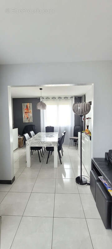 Appartement à SAINT-ANDRE-LES-VERGERS
