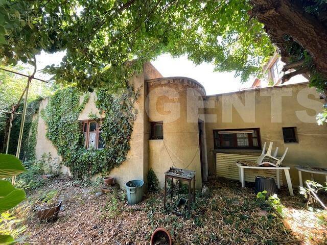 bb - Maison à NEUILLY-PLAISANCE