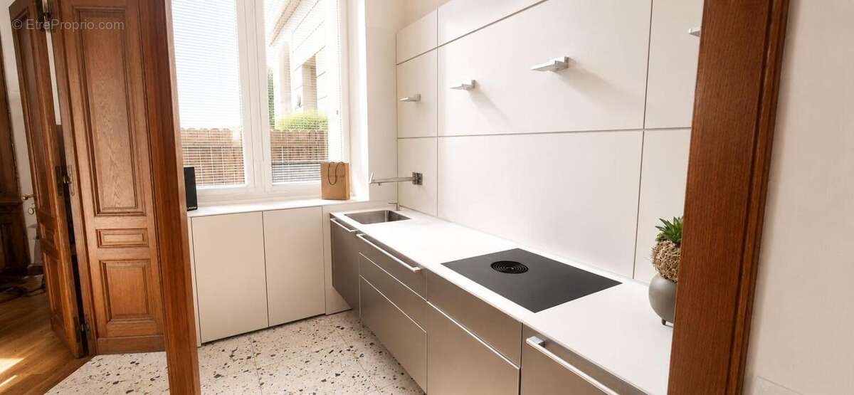 Appartement À Vendre - photo 2