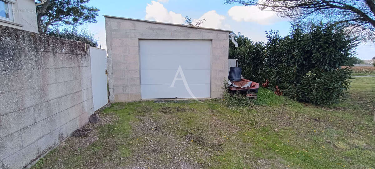 Maison à PORT-DES-BARQUES