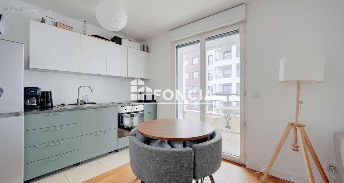Appartement à ISSY-LES-MOULINEAUX