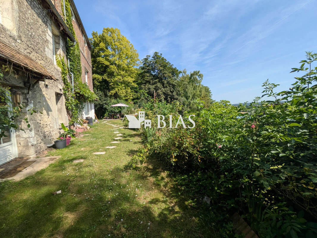 Maison à LA BOUILLE