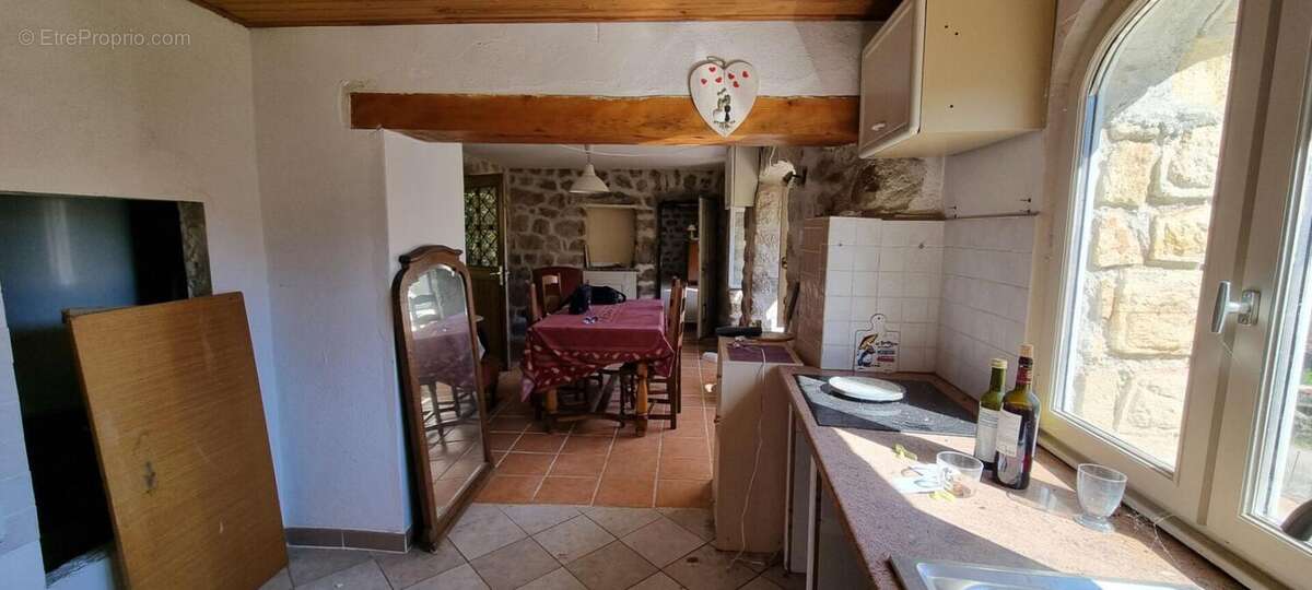 Maison à SAINT-MARTIN-DE-VALAMAS