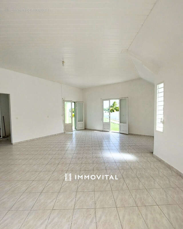 Maison à SAINTE-ANNE