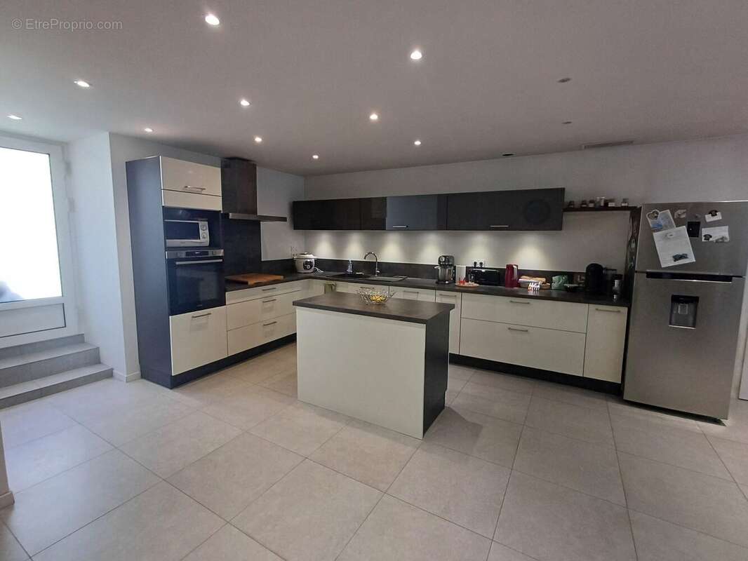 Maison à SAINT-BEAT