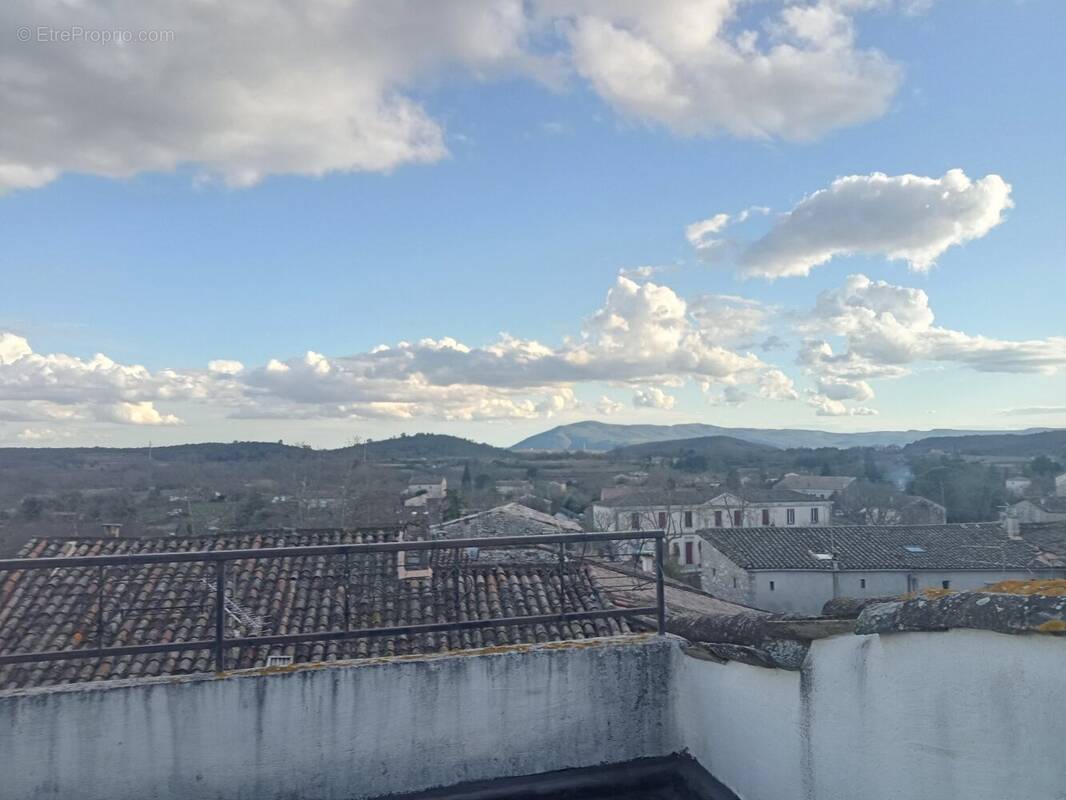 Maison à DURFORT-ET-SAINT-MARTIN-DE-SOSSENAC