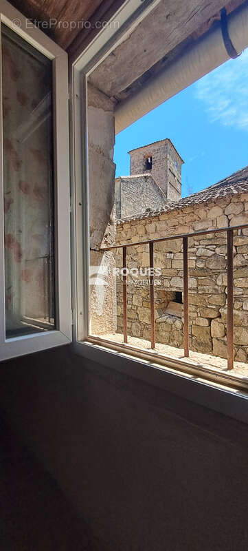 Maison de village R+1 et son petit patio - photo 13
