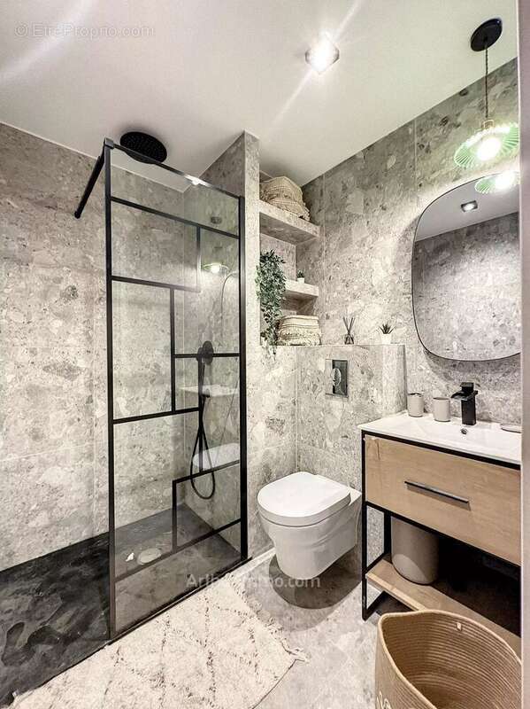 Appartement à MOUANS-SARTOUX