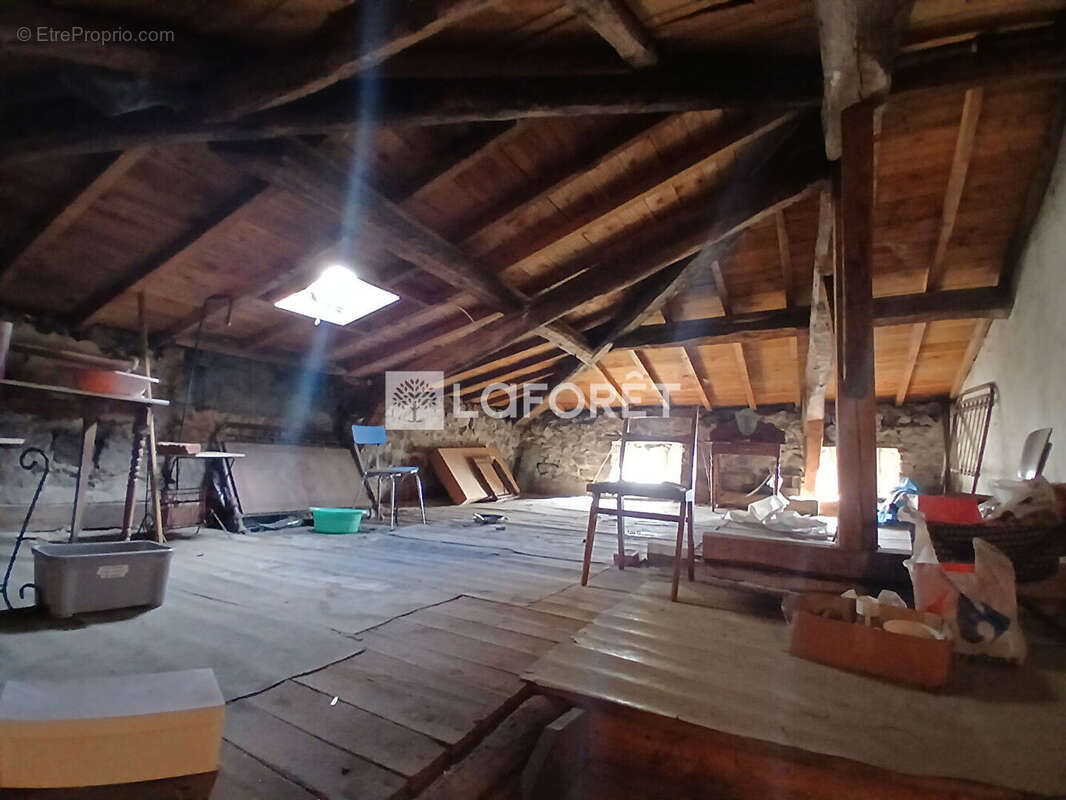 Maison à SAINT-FLOUR