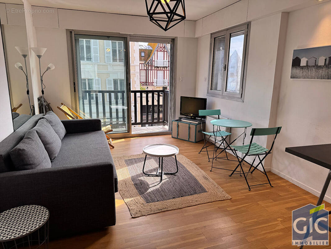 Appartement à DEAUVILLE
