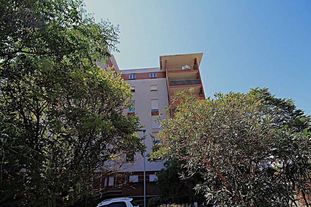 Appartement à SARROLA-CARCOPINO