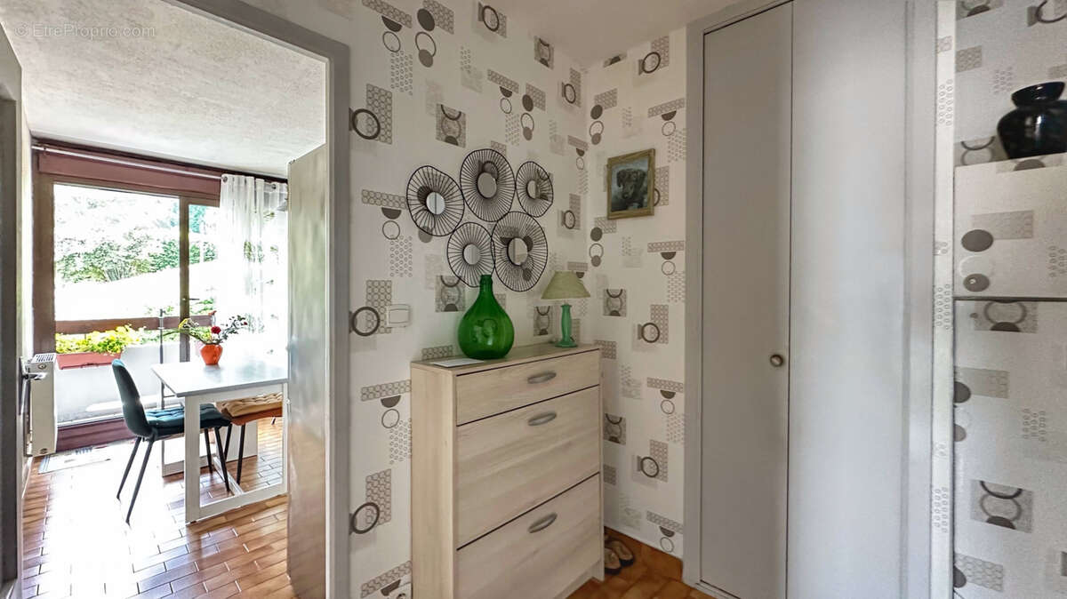 Appartement à RIVES
