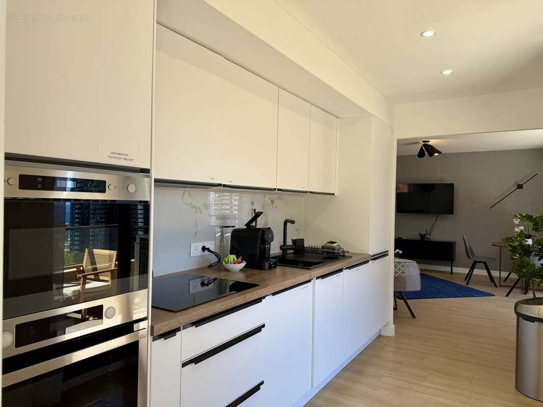 Appartement à BEAUSOLEIL