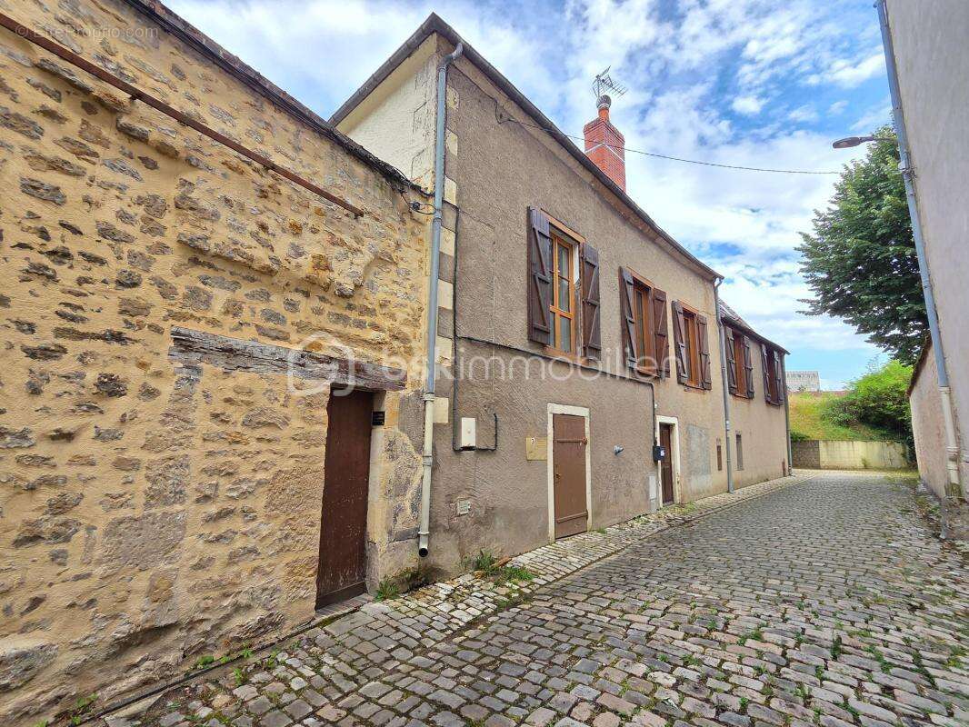 Magnifique appartement T3 de 101m² avec place de parking privative et cave en hypercentre ville de Nevers - photo 23