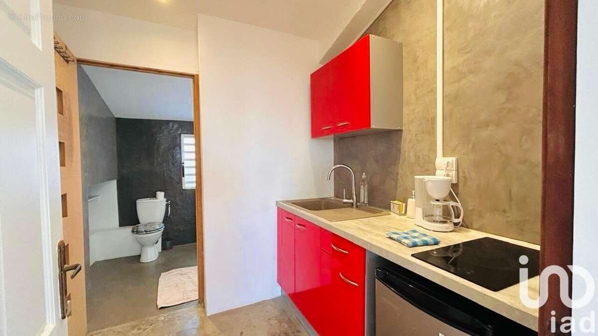 Photo 7 - Commerce à SAINT-PIERRE