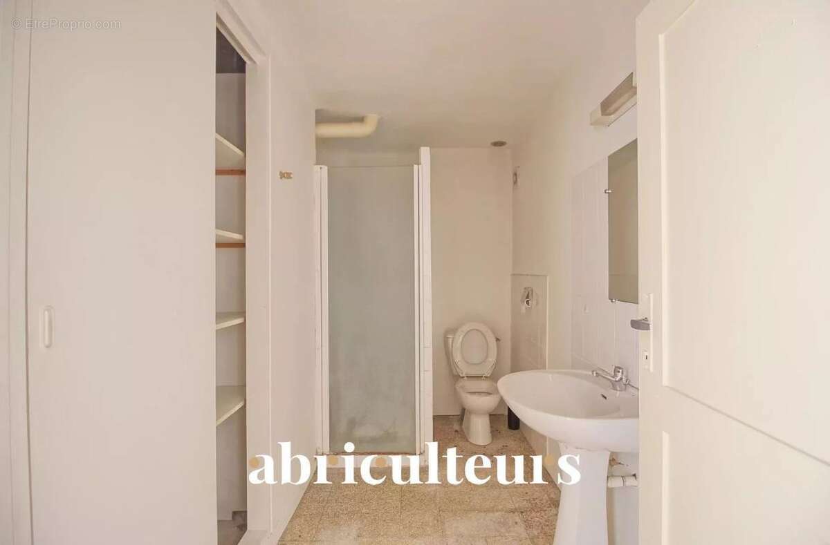 Appartement à ROGNES