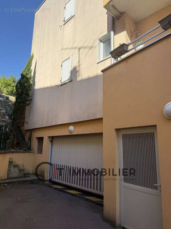 Appartement à MORESTEL