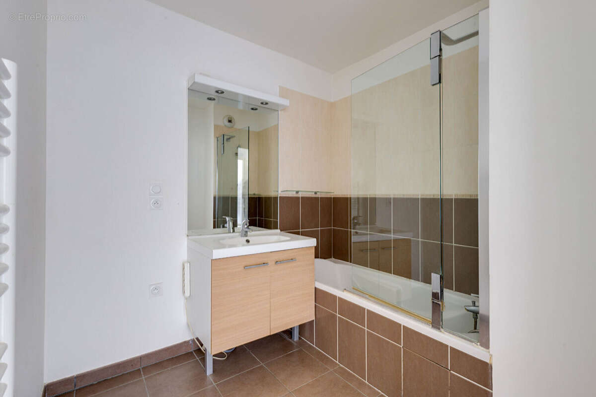 Appartement à SAINT-CERGUES