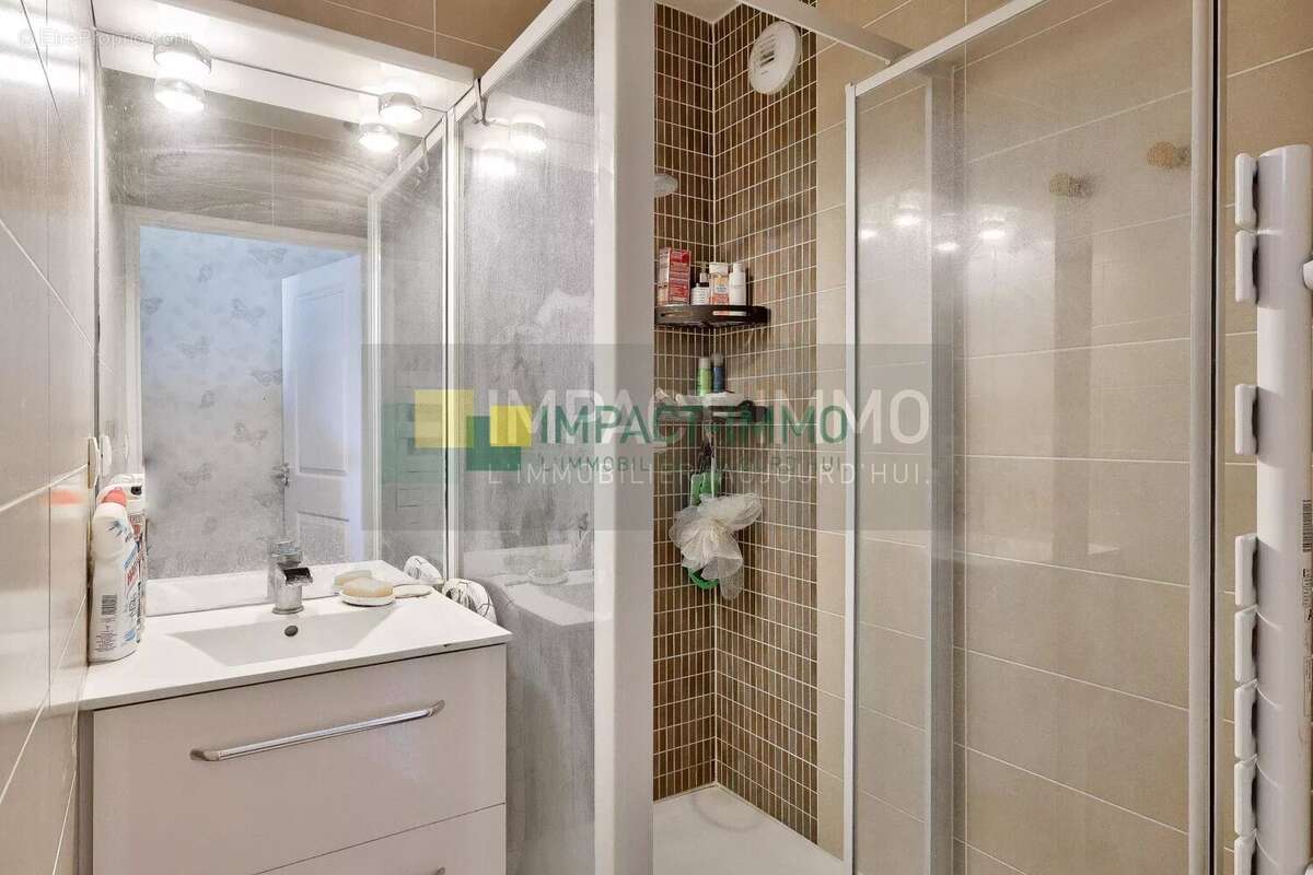 Appartement à SURESNES