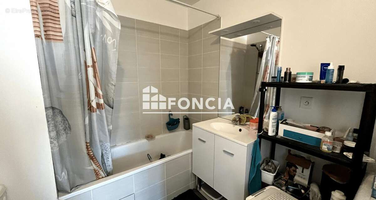 Appartement à SAINT-CYR-SUR-LOIRE