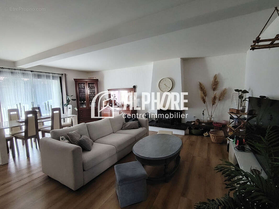 Maison à LA ROMAGNE