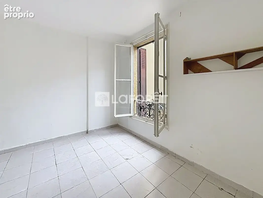 Appartement 2 pièces traversant de 28 m2 quartier très prisé proche métros - photo 5