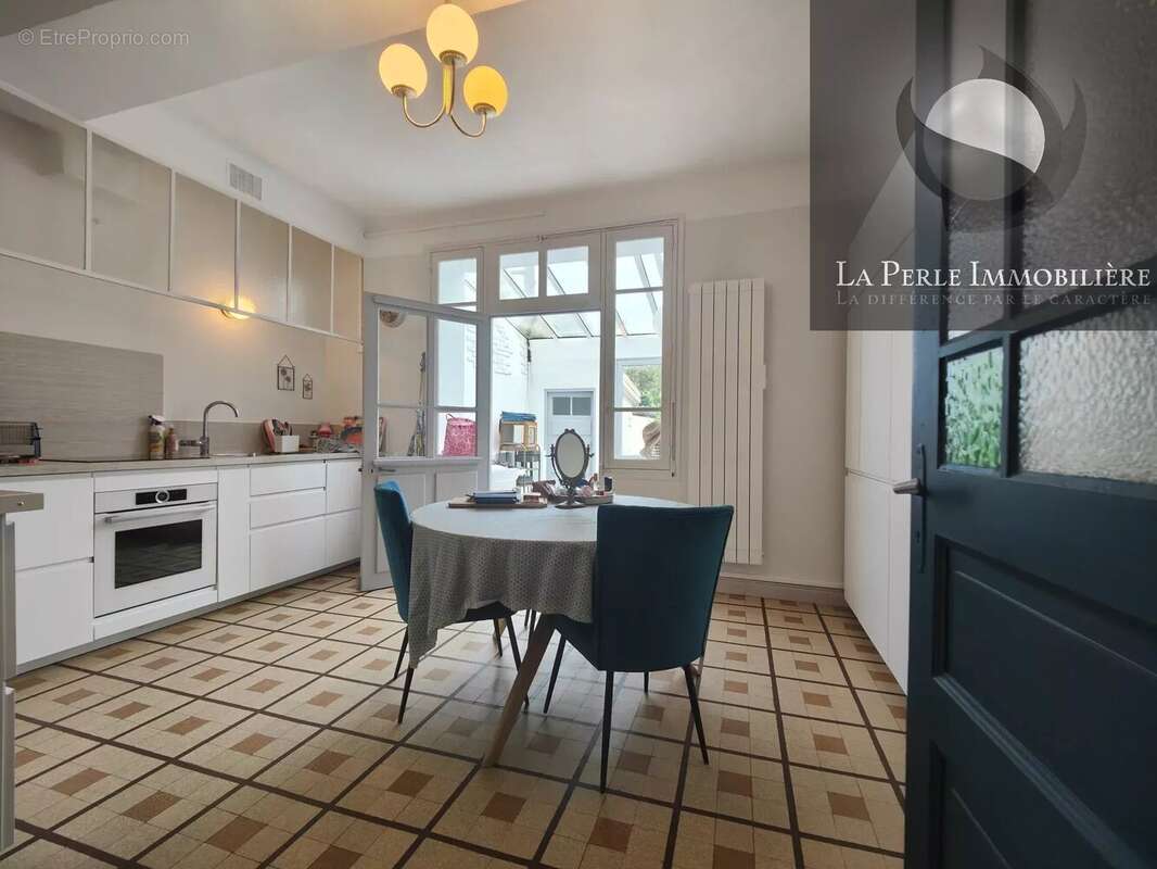 Maison à SAINT-ANTONIN-NOBLE-VAL