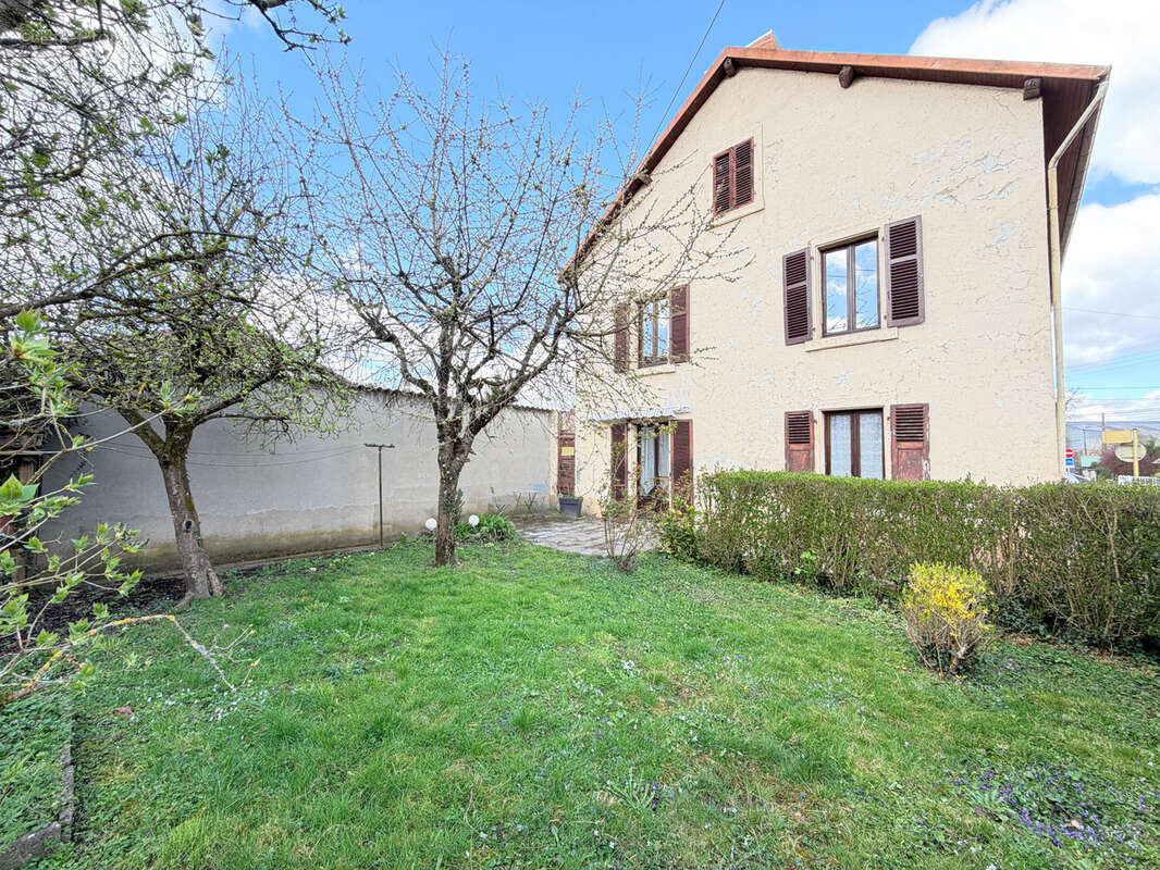 Maison à AUDINCOURT