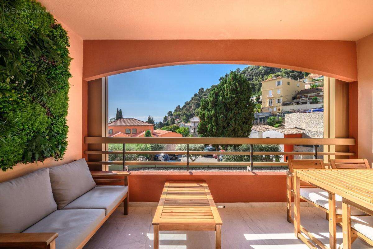 Appartement à EZE
